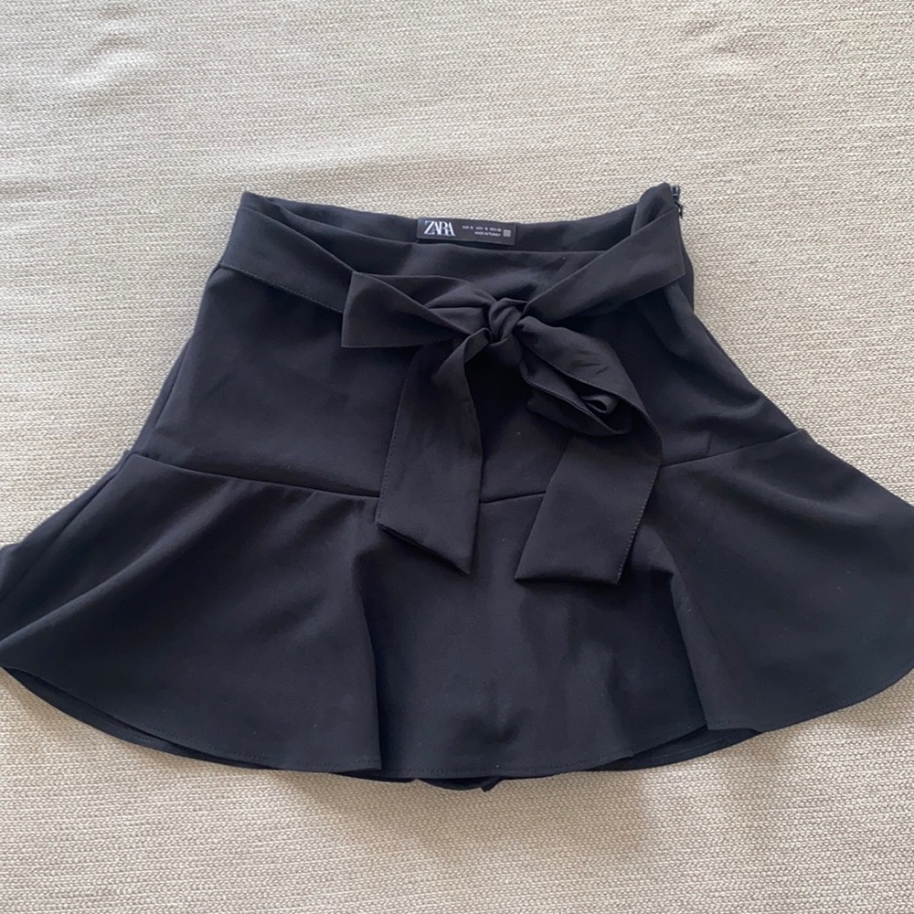Zara mini skirt
